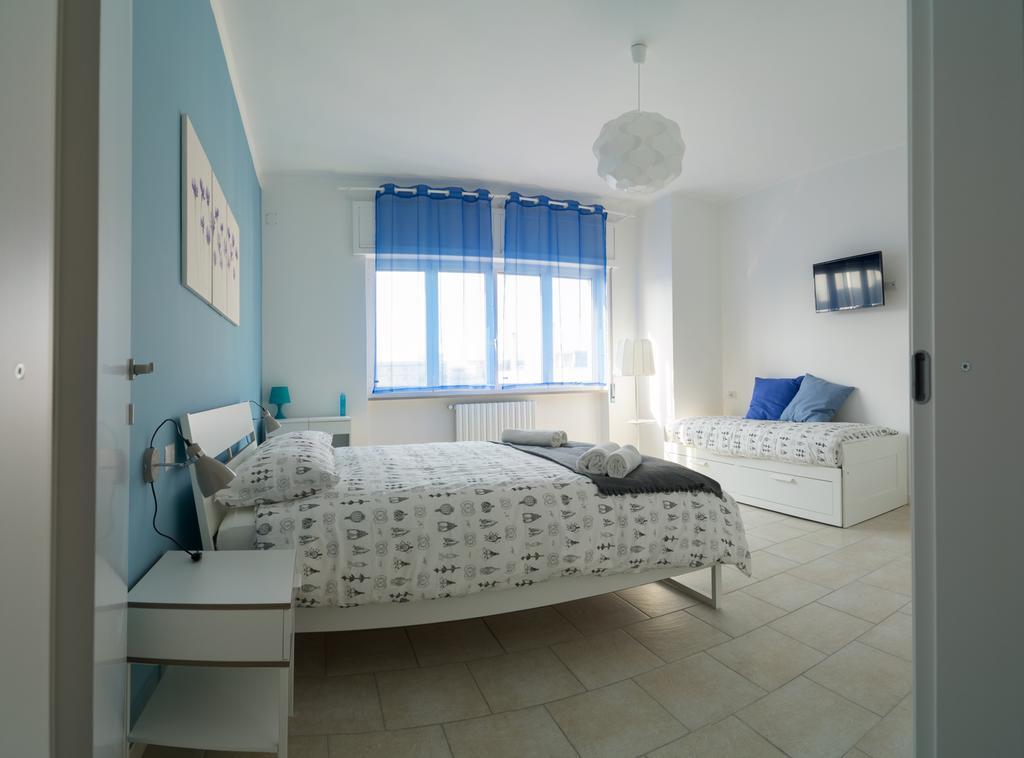 My Room In Trani Bagian luar foto
